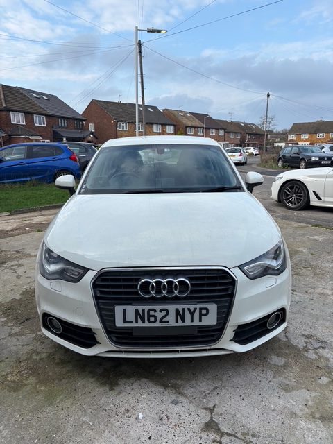 
								Audi A1 1.4 TFSI Petrol Automatic ULEZ FREE 2012 full									