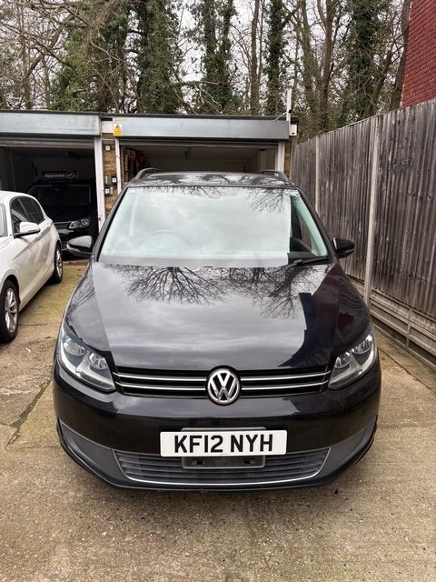 
								Volkswagen Touran 1.4 Petrol Automatic ULEZ FREE 2012 full									