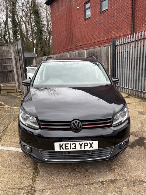
								Volkswagen Touran 1.4 Automatic Petrol ULEZ FREE 2013 full									