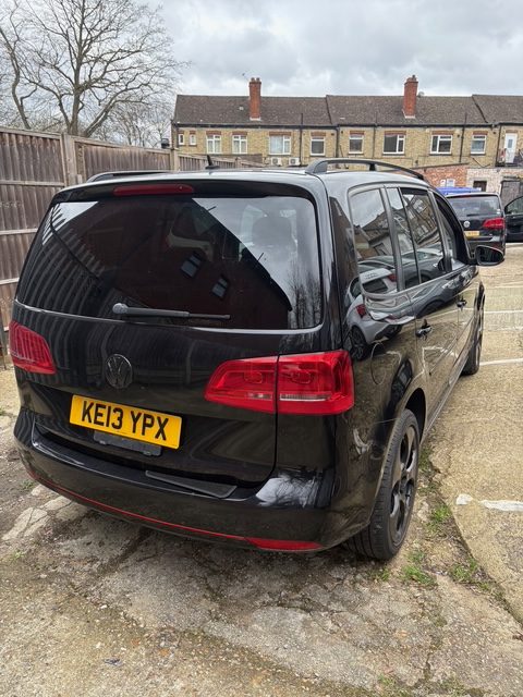 
								Volkswagen Touran 1.4 Automatic Petrol ULEZ FREE 2013 full									