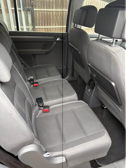 
								Volkswagen Touran 1.4 Automatic Petrol ULEZ FREE 2013 full									