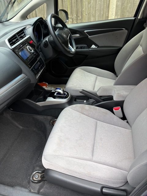 
								Honda Jazz 1.5 Hybrid Automatic ULEZ FREE 2014 full									