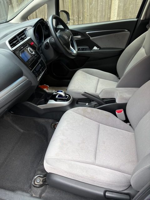 
								Honda Jazz 1.5 Hybrid Automatic ULEZ FREE 2014 full									