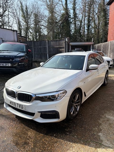 
								BMW 5 Series M Sport 520D White 2018 full									