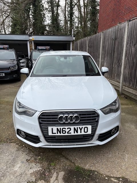 
								Audi A1 1.4 Automatic Petrol ULEZ FREE 2012 full									