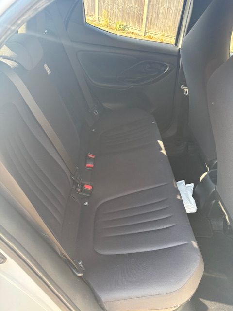 
								Toyota Yaris 1.5 Hybrid Automatic New Shape Edition Fully Loaded Spec 2020 full									