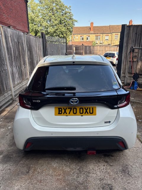 
								Toyota Yaris 1.5 Hybrid Automatic Facelift Edition 2020 full									