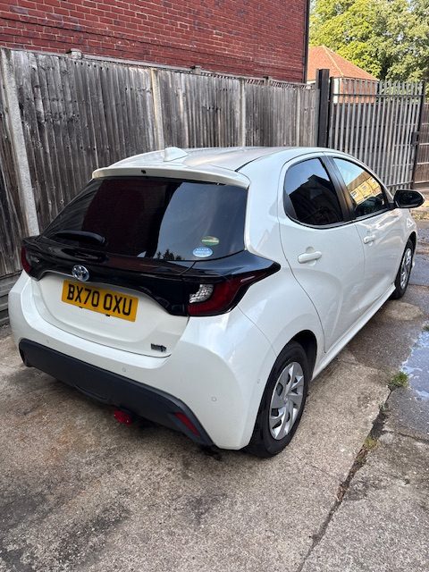 
								Toyota Yaris 1.5 Hybrid Automatic Facelift Edition 2020 full									